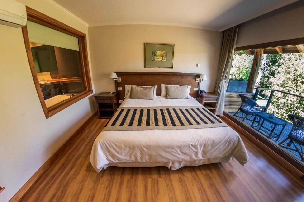 Ruca Kuyen Golf & Resort Villa La Angostura Exterior photo